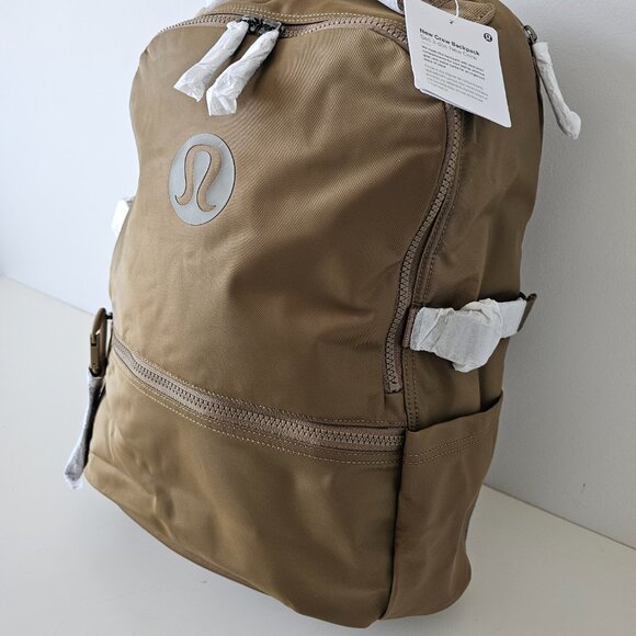 NWT LULULEMON ARTF/RWLI Sand Brown Lightweight New Crew Backpack OS - Picture 3 of 11
